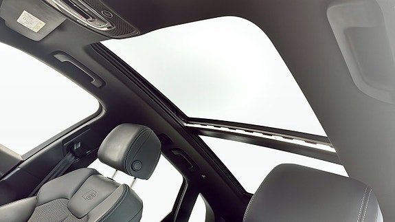 Audi Q5 9 of 12