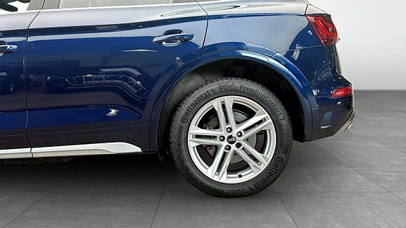 Audi Q5 6 of 12