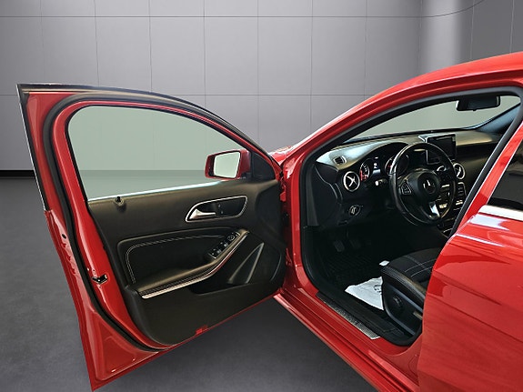 Mercedes-Benz A180 12 of 29