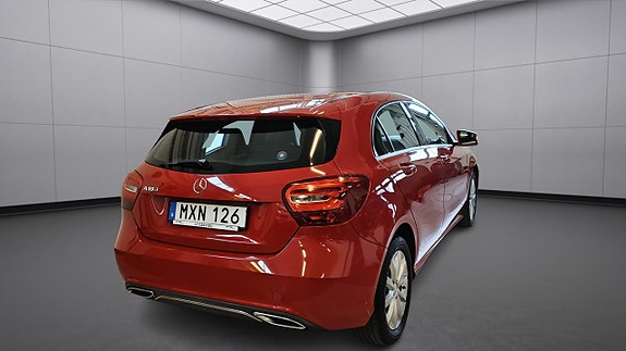 Mercedes-Benz A180 10 of 29