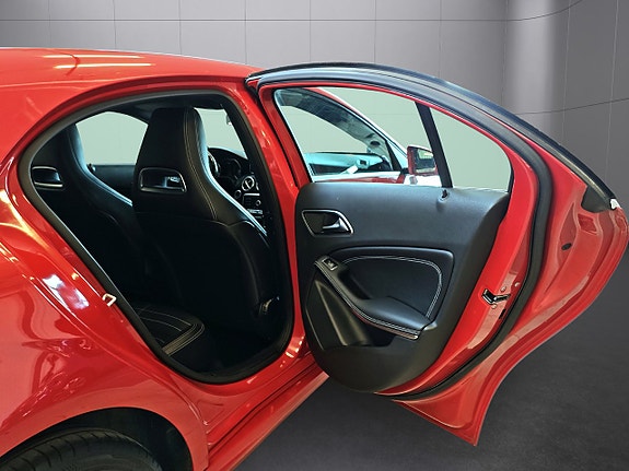 Mercedes-Benz A180 18 of 29