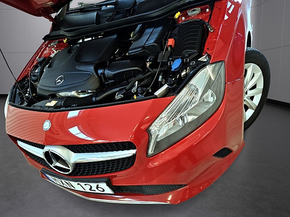 Mercedes-Benz A180 5 of 29