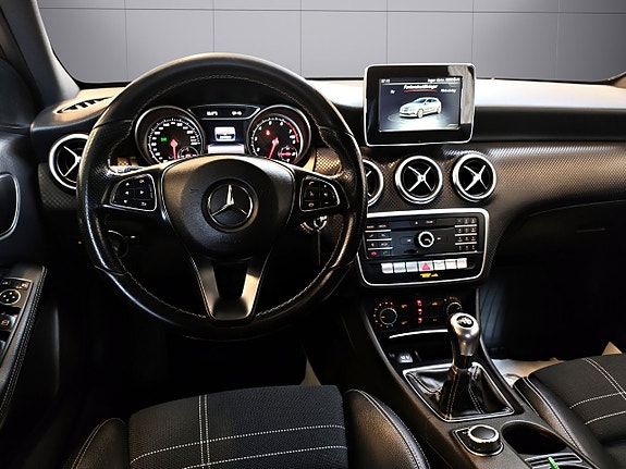 Mercedes-Benz A180 23 of 29