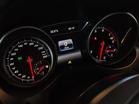 Mercedes-Benz A180 25 of 29
