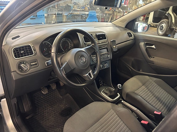 Volkswagen Polo 5 of 5