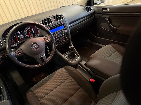 Volkswagen Golf VI 8 of 11