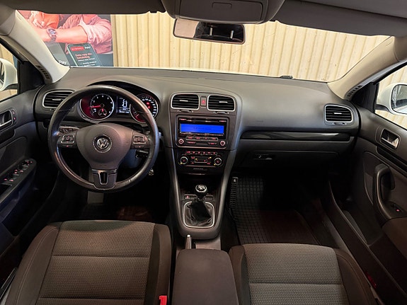 Volkswagen Golf VI 9 of 11