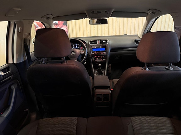 Volkswagen Golf VI 10 of 11