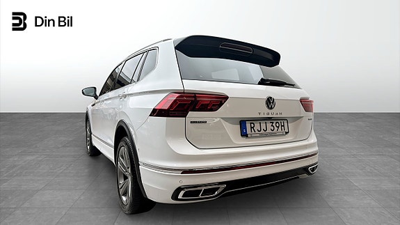 Volkswagen Tiguan 5 of 12