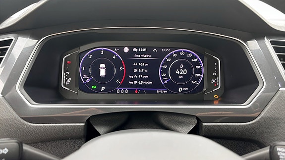 Volkswagen Tiguan 9 of 12
