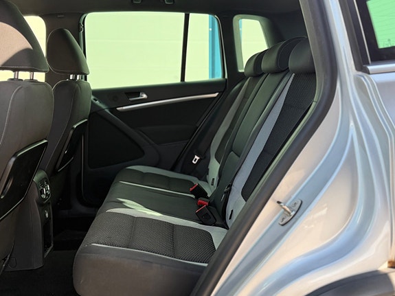 Volkswagen Tiguan 15 of 18
