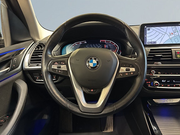 BMW X3 9 of 19
