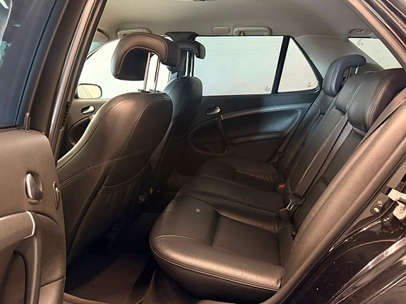 Saab 9-5 13 of 17