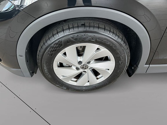 Volkswagen Tiguan 13 of 13