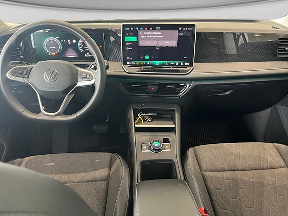 Volkswagen Tiguan 9 of 13