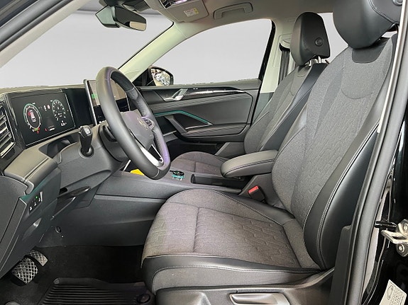 Volkswagen Tiguan 8 of 13