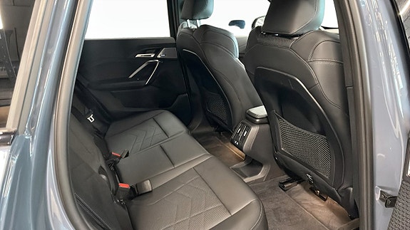 BMW X1 5 of 9