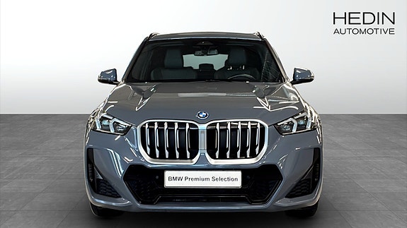 BMW X1 8 of 9