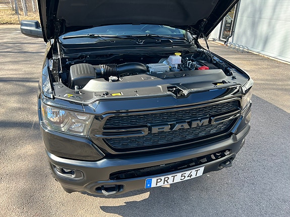 RAM 1500 6 of 12