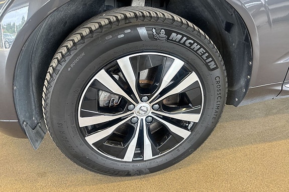 Volvo XC60 4 of 15