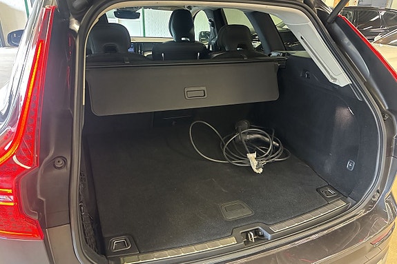 Volvo XC60 7 of 15