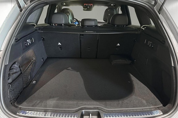 Mercedes-Benz GLC53 18 of 23
