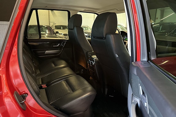 Land Rover Range Rover Sport 19 of 23