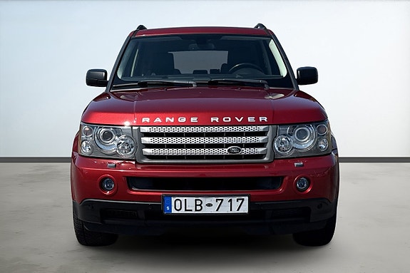 Land Rover Range Rover Sport 8 of 23