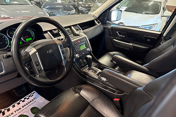 Land Rover Range Rover Sport 15 of 23