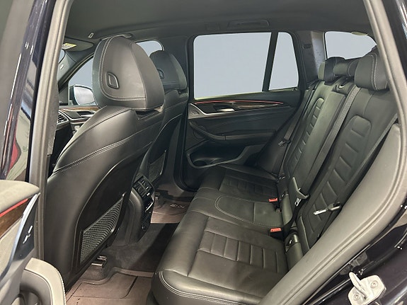BMW X3 13 of 27