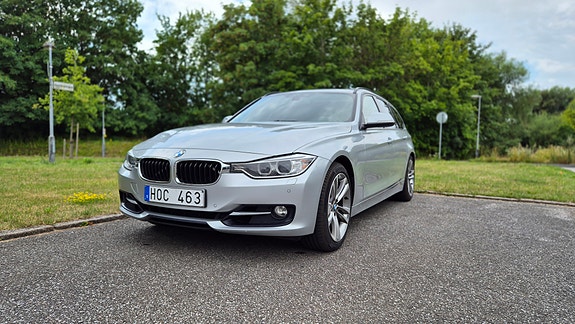 BMW 330d 3 of 6