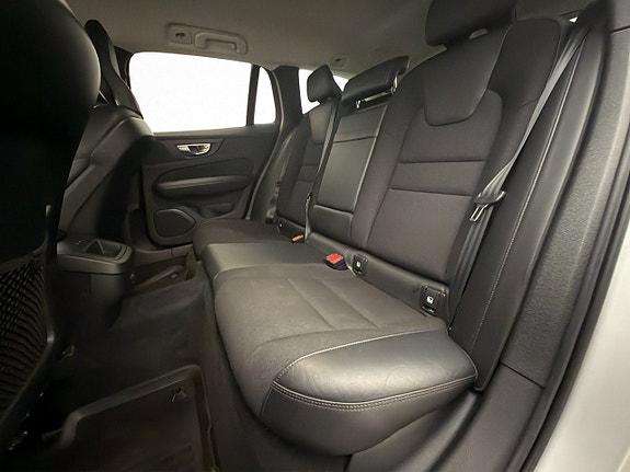 Volvo V60 30 of 30