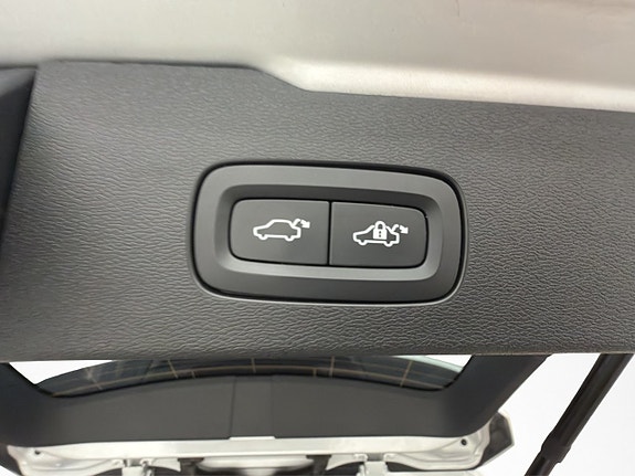 Volvo V60 12 of 30