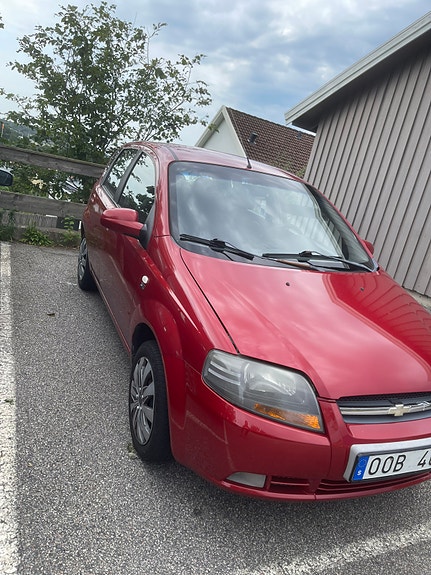 Chevrolet Kalos 2 of 16