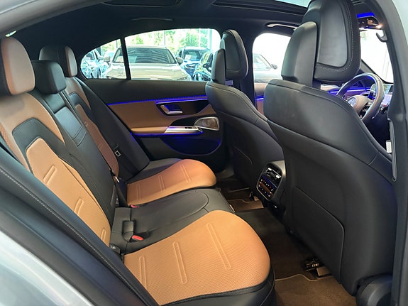 Mercedes-Benz E53 26 of 28