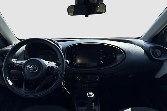 Toyota Aygo X 10 of 12