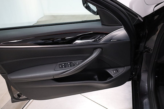 BMW 520d 14 of 26