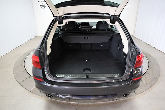 BMW 520d 12 of 26