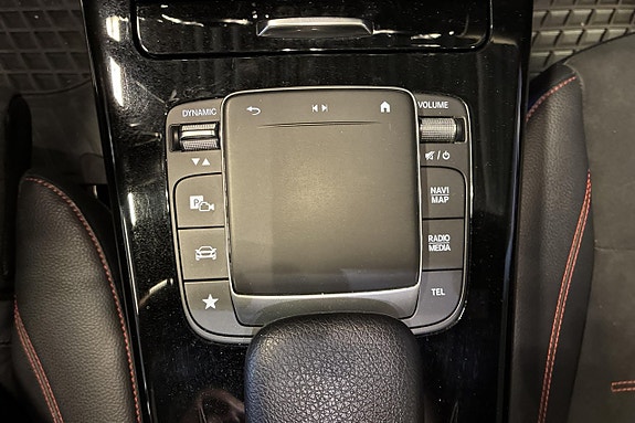 Mercedes-Benz CLA250 e 22 of 30