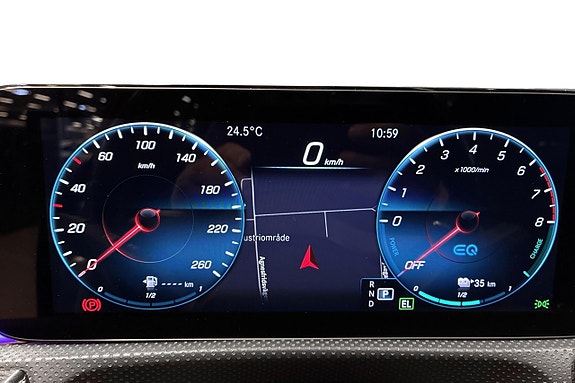 Mercedes-Benz CLA250 e 19 of 30