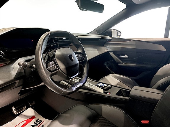 Peugeot 408 4 of 17