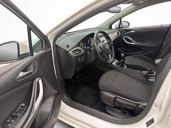 Opel Astra 9 of 26