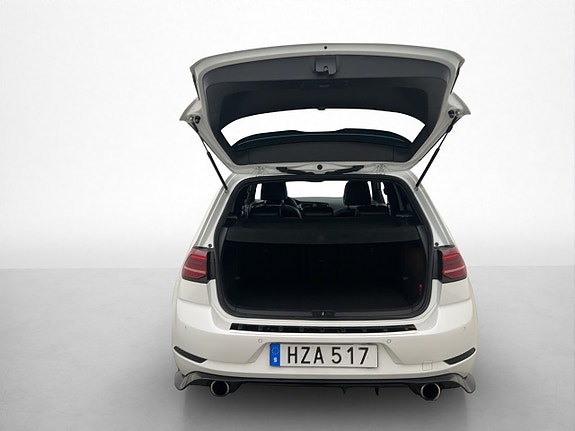 Volkswagen Golf I 27 of 30