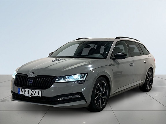 Skoda Superb 16 of 22
