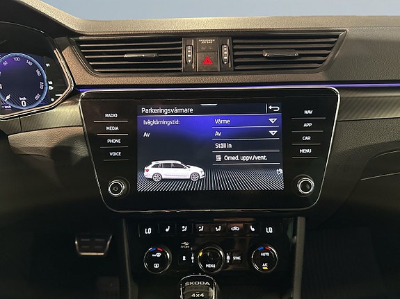 Skoda Superb 15 of 22