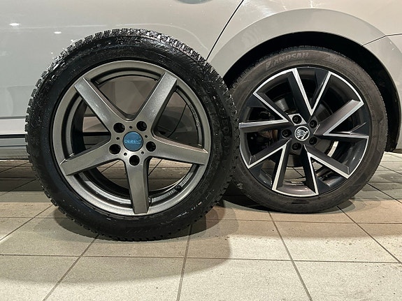 Skoda Superb 19 of 22