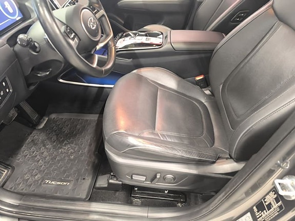 Hyundai Tucson 6 of 10