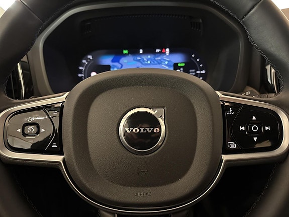 Volvo XC60 23 of 24