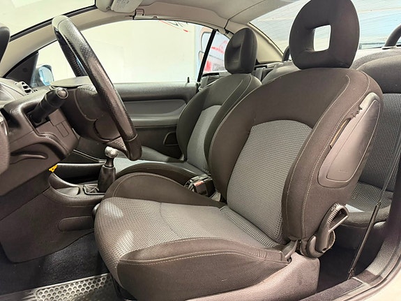 Peugeot 206 CC 17 of 19