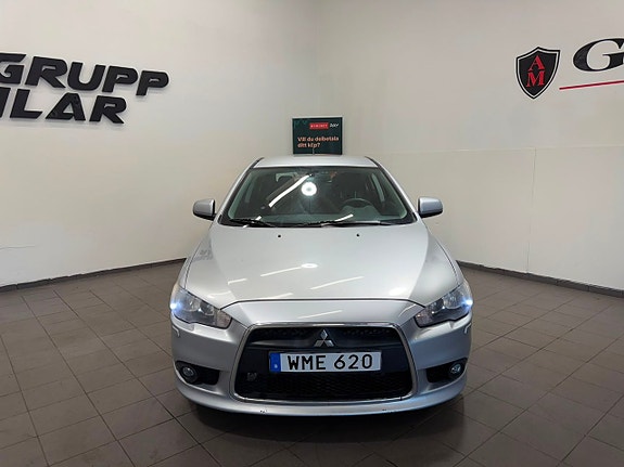 Mitsubishi Lancer 7 of 17